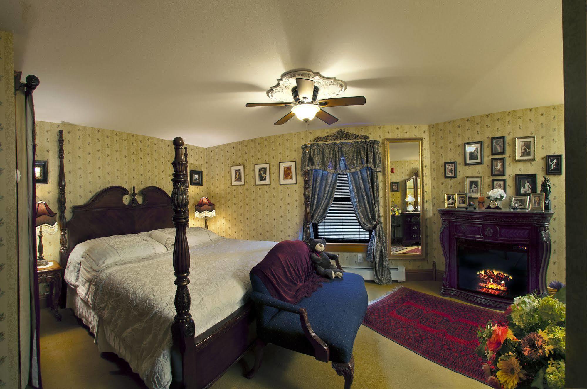 The Historic Elk Mountain Hotel ภายนอก รูปภาพ