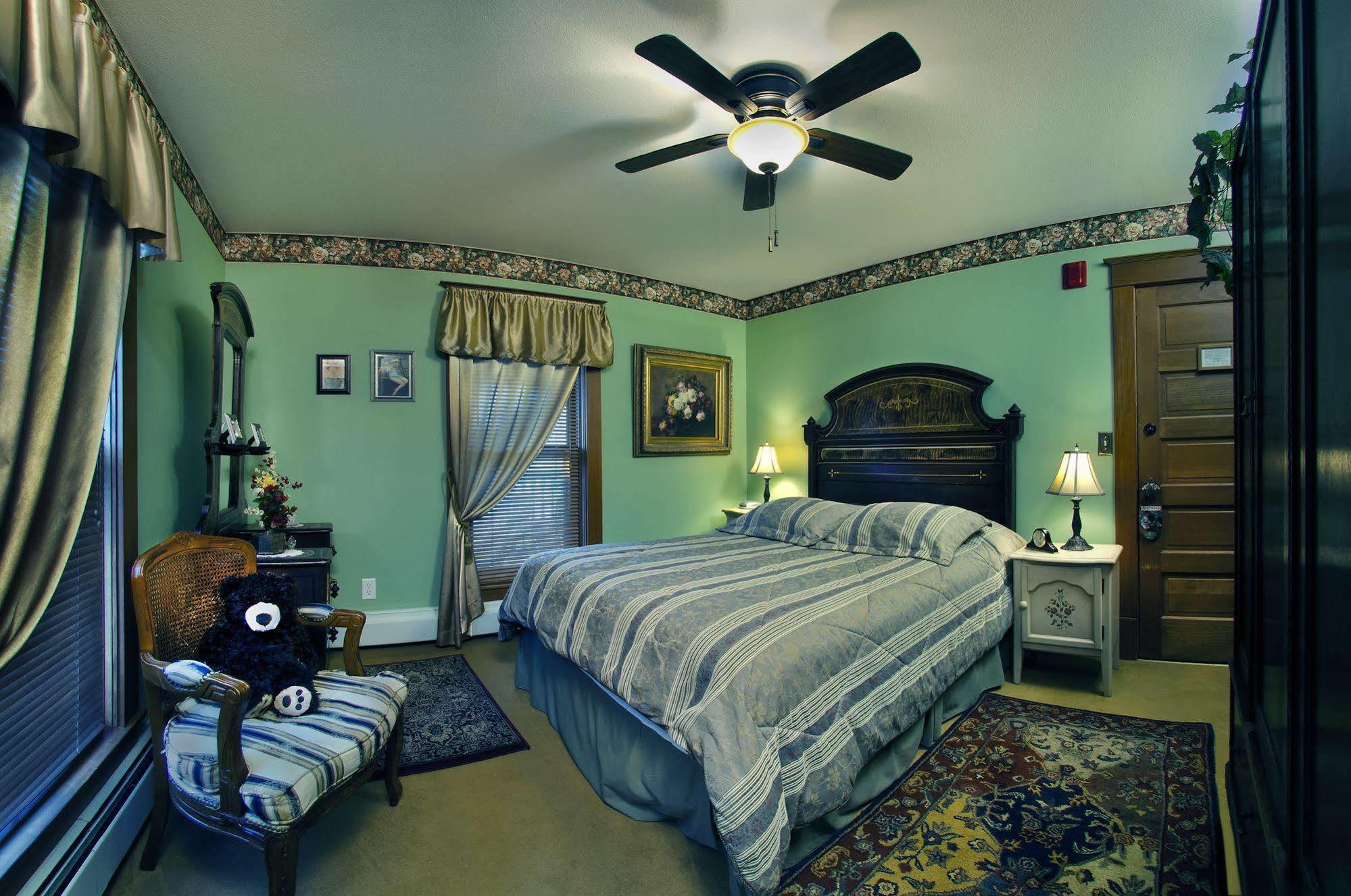 The Historic Elk Mountain Hotel ภายนอก รูปภาพ